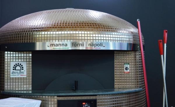 Elektrická murovaná kupolová pizza pec neapolského typu Masaniello® – MANNA FORNI