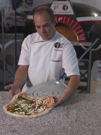 Perforovaná lopata na pizzu Napoletana – GI.METAL