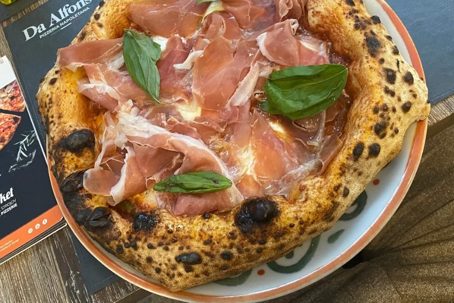 Váš pizza svet: Objavte rozmanitosť chutí od Neapola po Ameriku 3