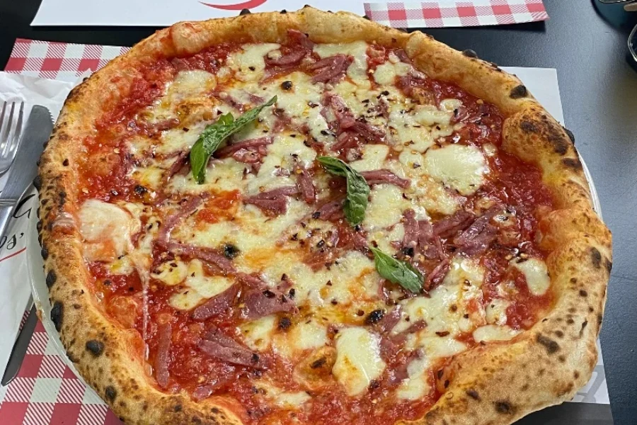 Váš pizza svet: Objavte rozmanitosť chutí od Neapola po Ameriku 2