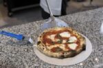 Perforovaná lopata na otáčanie pizze Evoluzione – GI.METAL – Obrázok 3