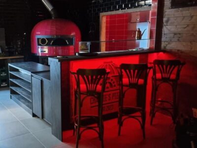 Charlie’s Pizza
